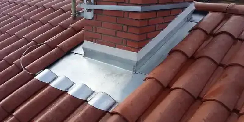 travaux de zinguerie et pose de gouttières zinc à Perpezat